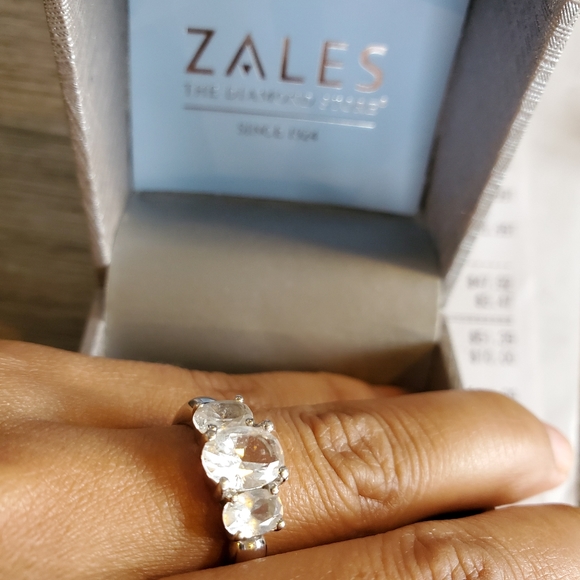 Zales Silver ring with 3 White Sapphire Stones - Picture 2 of 5